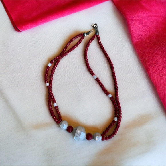 Red coral and mother of pearl necklace. Vintage - Picture 1 of 5